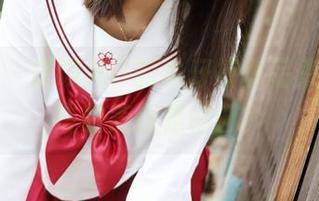 美媛馆 – 唐琪儿il的牛仔裤作品集，不知该赞美还是嘲讽？