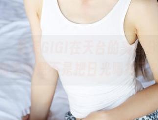 美媛馆 – 夏茉GIGI在天台的美图分享，不知道她是不是把日光喝掉了？