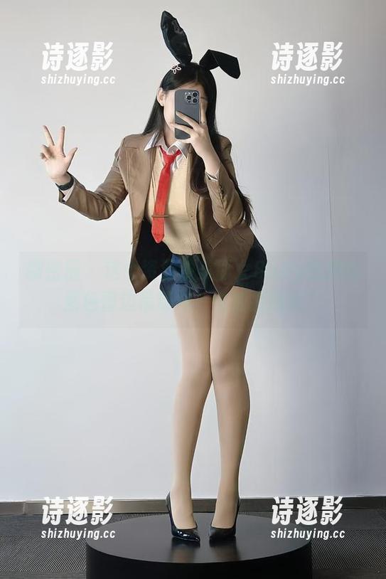 美邵女Baby 微密圈 - 这个资源被美邵女Baby征服的紫色蕾边吊带袜,谁能拒绝呢?