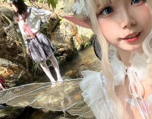 镜头里的自闭颜球球，奶牛的高清趣事等你来瞧