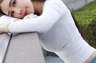 蜜桃社 – 在美绪的图片里，定制死库水是如何稳稳吸引眼球的？
