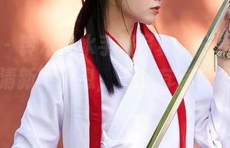 蜜桃社 – 铃木的水手服写真，分享着满满的“小清新”气息，偶尔有点“海风”味。