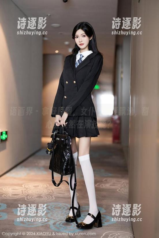 语画界 - 拿好原图，女仆装扮要飘逸，甜心菜竟然在演技能？