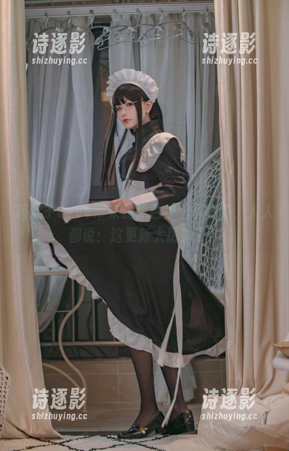 起起子vvvv带来的黑色护士写真集，人人都说：这更新太厉害了！