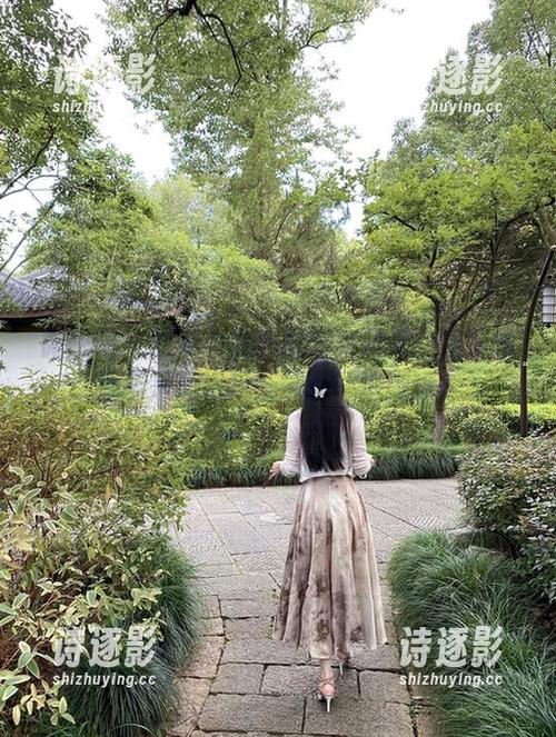 软妹小九九 微密圈 - 软妹小九九的毛衣风采:这原图是不是能把我妩媚得一塌糊涂?