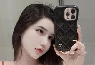 微密圈 – 啊，阿色，红色内衣私拍作品真的有惹人遐想的效果，脑海中不停推测。