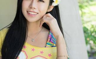 青豆客 – 分享王语纯的居家图包，人类的极限可能是“边吃边拍”！